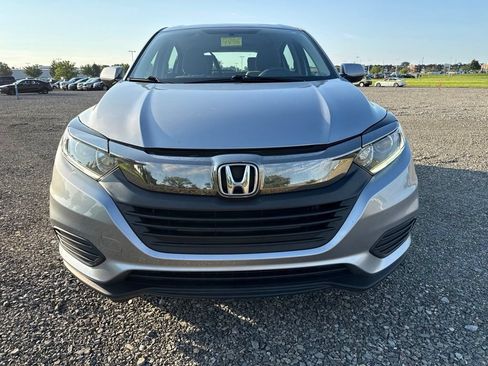 Certified 2022 Honda HR-V LX image 2