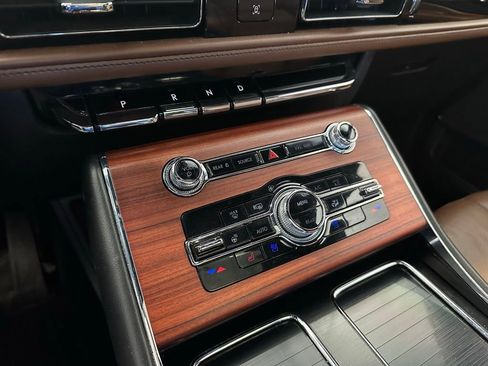 Used 2024 Lincoln Aviator Reserve w/ Elements Package Plus image 26