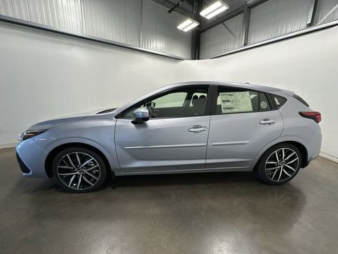 Used 2025 Subaru Impreza 2.0i Sport image 2