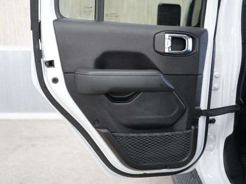 Used 2019 Jeep Wrangler Unlimited Sahara w/ Dual Top Group image 36