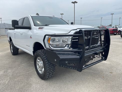 Used 2021 RAM 2500 Big Horn AWD/4WD image 2
