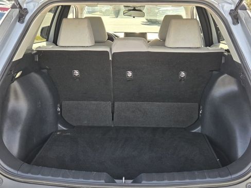 Used 2023 Toyota Corolla Cross LE image 9