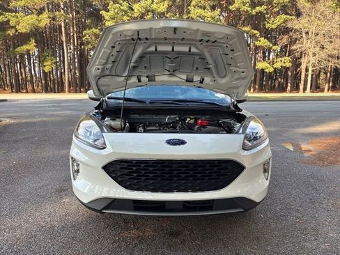 Used 2022 Ford Escape SEL image 20