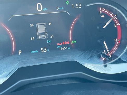 Used 2025 Toyota RAV4 XLE image 41