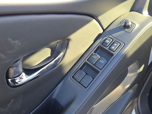 New 2026 Nissan Frontier SV w/ All-Weather Content Package image 19