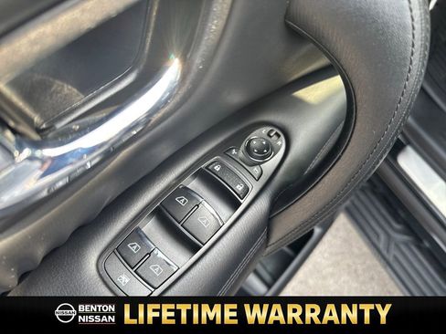 Certified 2022 Nissan Armada SL image 12