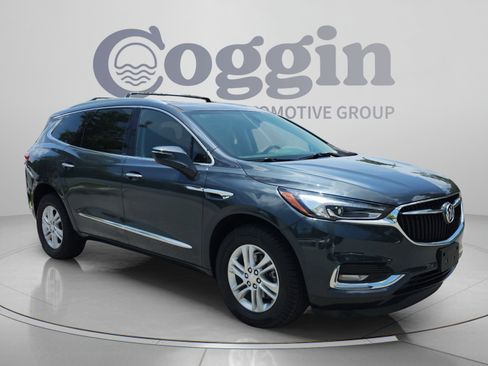 Used 2021 Buick Enclave Essence w/ Sound and Sites Package AWD/4WD image 6
