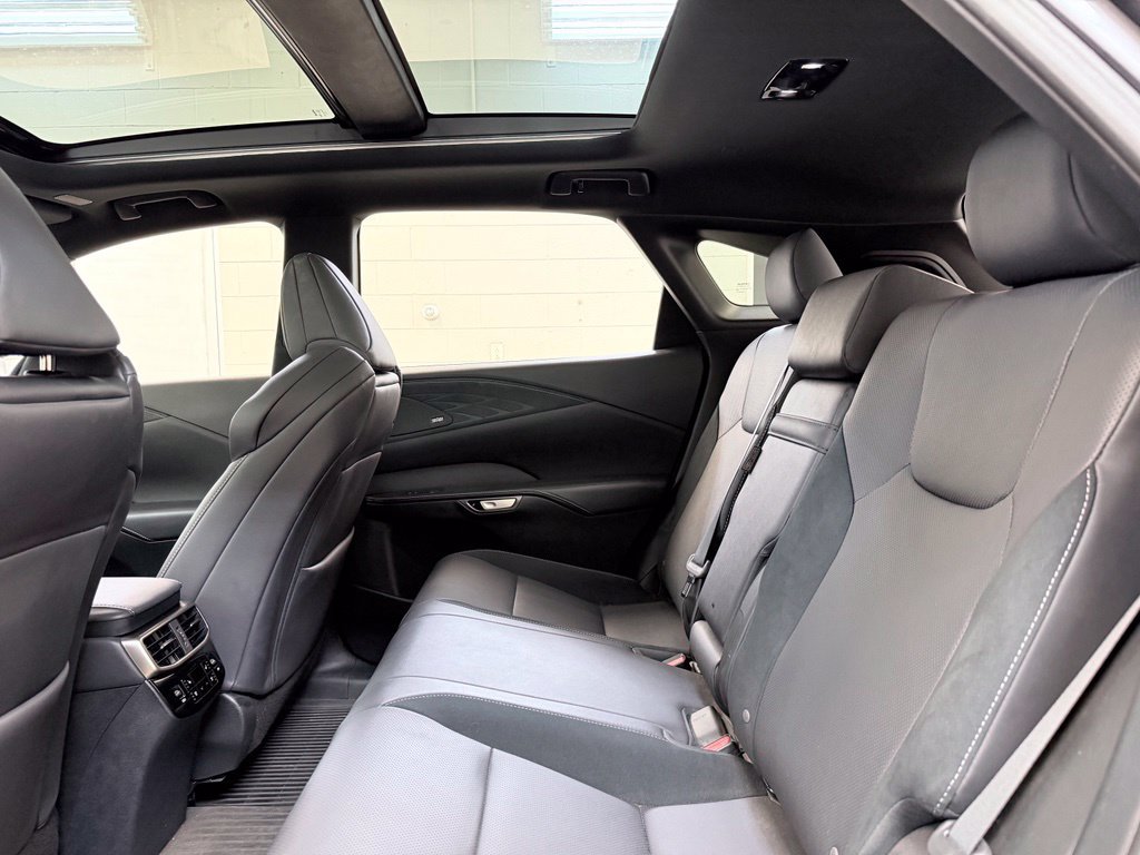 Used 2023 Lexus RX 500h F Sport w/ Accessory Package (2T) AWD/4WD image 24