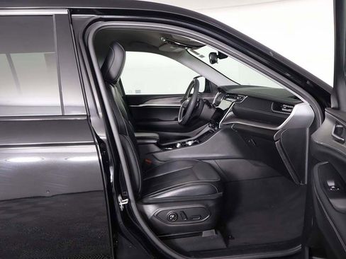 Used 2023 Jeep Grand Cherokee L Limited image 33