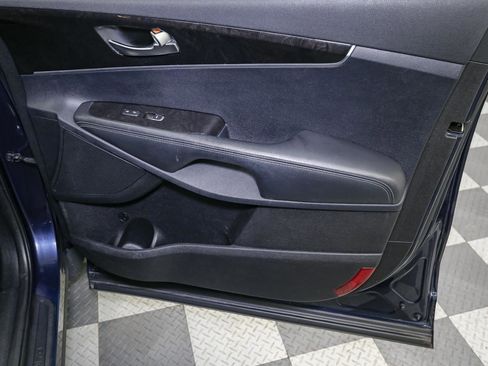 Used 2016 Kia Sorento LX w/ LX Convenience Package image 19