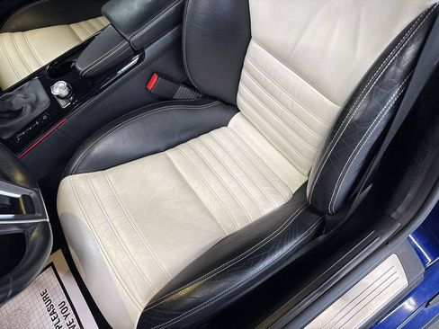 Used 2014 Mercedes-Benz SLK 350 w/ Sport Package image 37