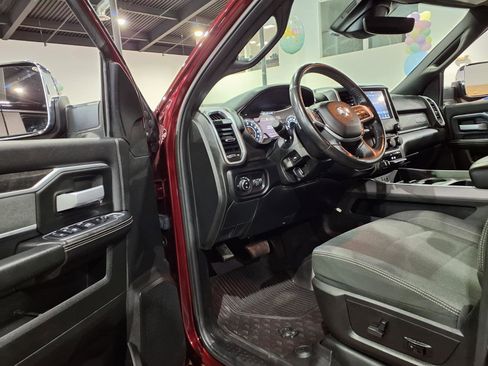 Used 2020 RAM 2500 Big Horn w/ Towing Technology Group image 12