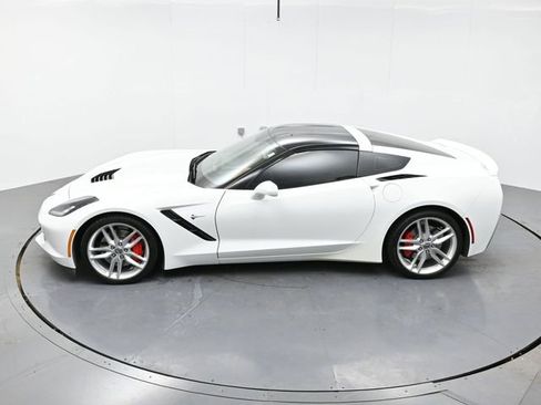 Used 2016 Chevrolet Corvette Stingray Coupe w/ 3LT Preferred Equipment Group image 31