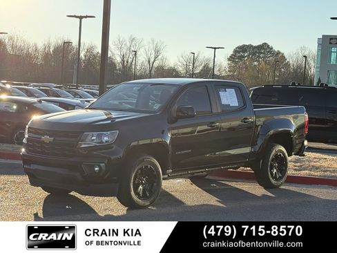 Used 2022 Chevrolet Colorado LT w/ LT Convenience Package image 3