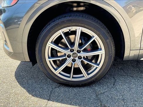 Used 2021 Audi SQ5 Premium Plus w/ Premium Plus Package AWD/4WD image 9