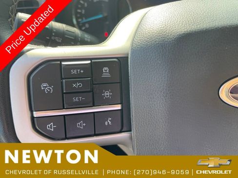 Used 2023 Ford Expedition Limited AWD/4WD image 14
