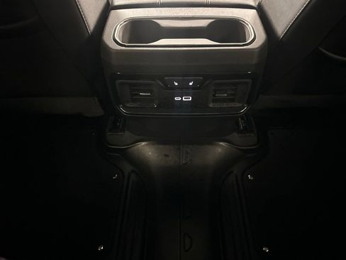 Used 2025 GMC Sierra 1500 AT4 w/ AT4 Premium Package image 28