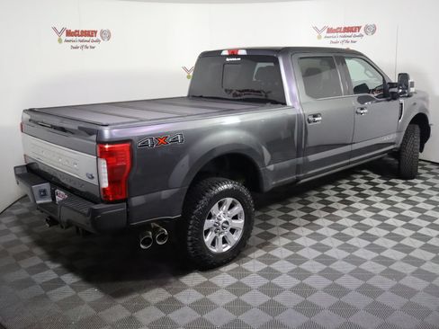 Used 2017 Ford F250 Platinum w/ Platinum Ultimate Package AWD/4WD image 8