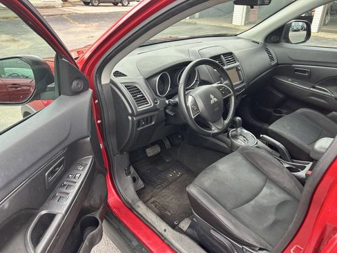 Used 2015 Mitsubishi Outlander Sport ES image 6