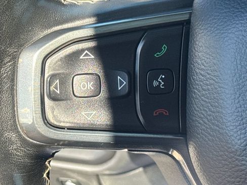 Used 2020 RAM 1500 Limited w/ Black Appearance Package AWD/4WD image 47