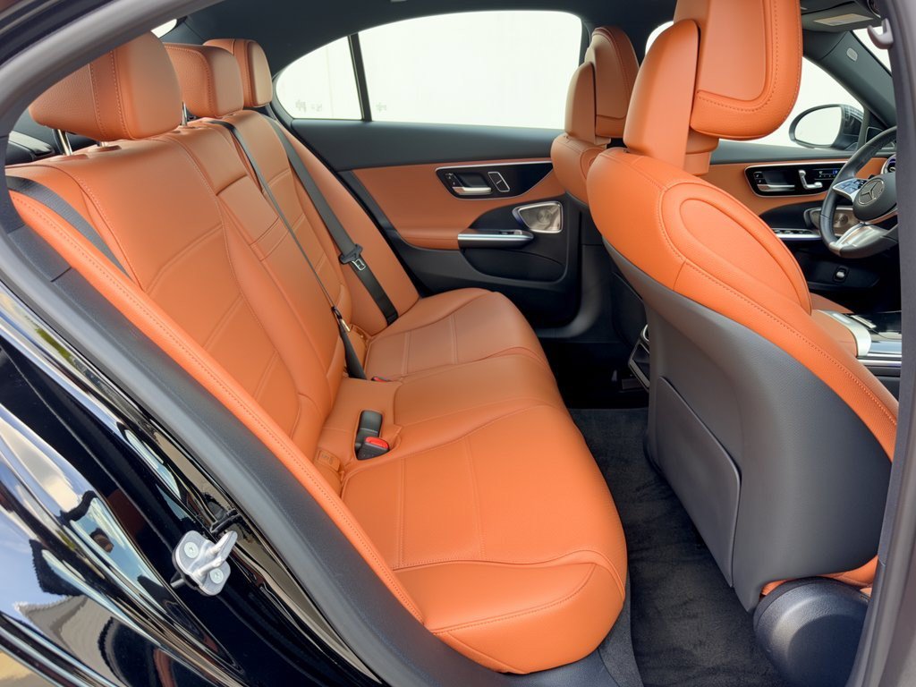 Certified 2026 Mercedes-Benz C 300 4MATIC Sedan image 29