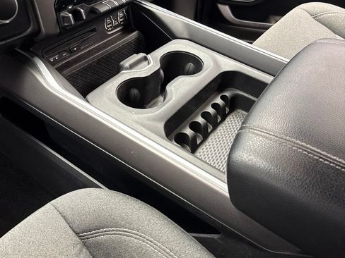 Used 2019 RAM 1500 Big Horn AWD/4WD image 21