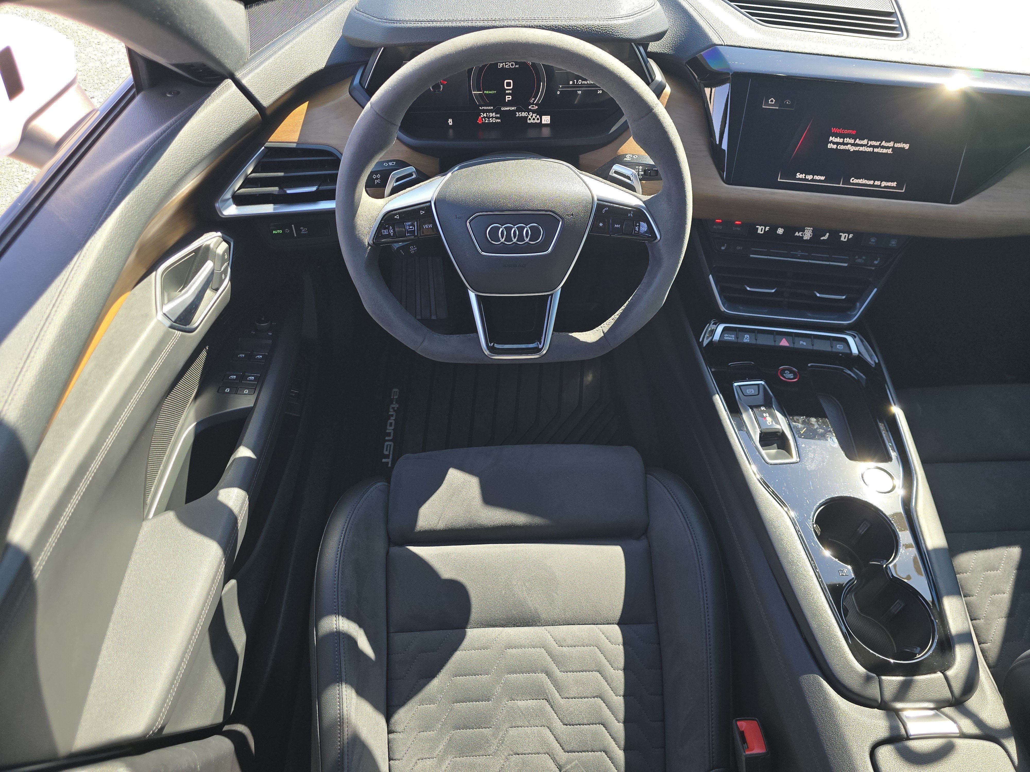 Certified 2022 Audi e-tron GT Premium Plus AWD/4WD image 22