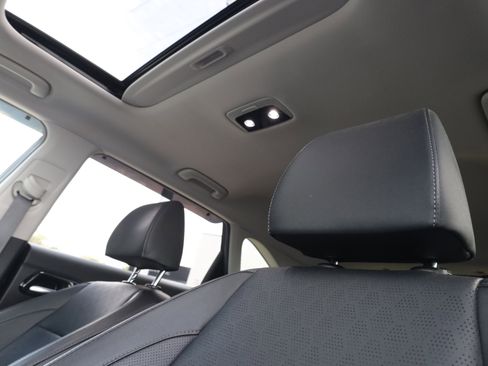 Used 2023 Kia Seltos EX image 13