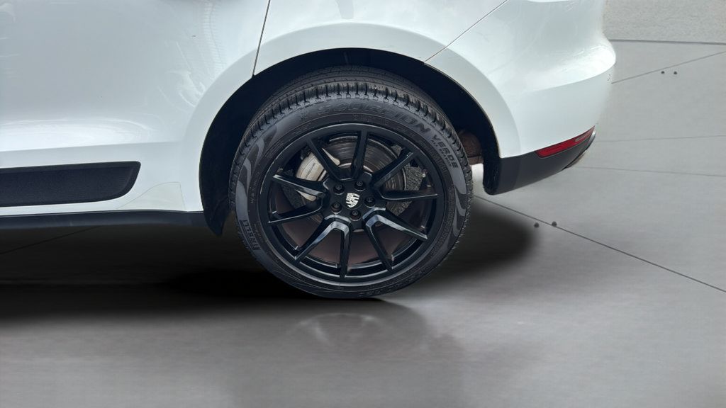 Used 2016 Porsche Macan S AWD/4WD image 37