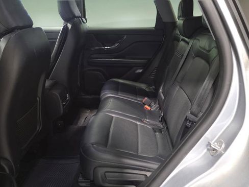 Used 2022 Lincoln Corsair Standard w/ Premium Package image 15