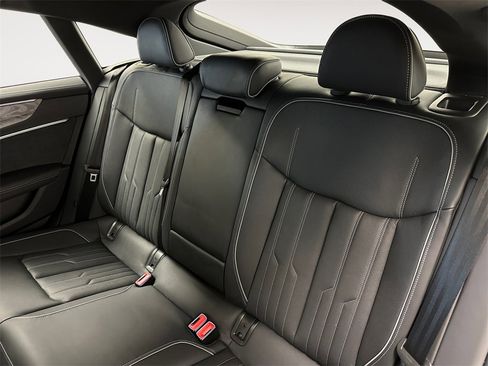 Used 2025 Audi A7 3.0T Prestige image 13