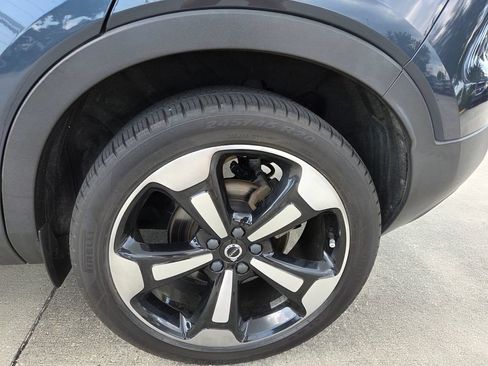 Used 2021 Volvo XC40 T5 Momentum w/ Premium Package AWD/4WD image 26