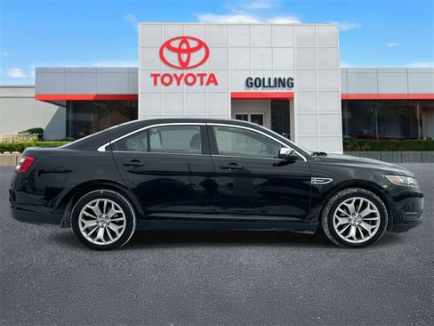 Used 2016 Ford Taurus Limited image 3