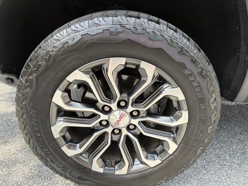 Used 2023 GMC Canyon Denali AWD/4WD image 24