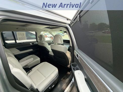 Used 2024 Hyundai Santa Fe Calligraphy AWD/4WD image 7
