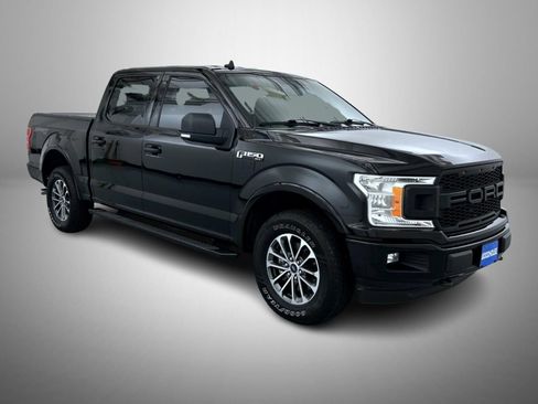 Used 2020 Ford F150 XLT w/ Equipment Group 302A Luxury AWD/4WD image 3
