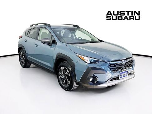 Used 2025 Subaru Crosstrek 2.0i Premium image 1
