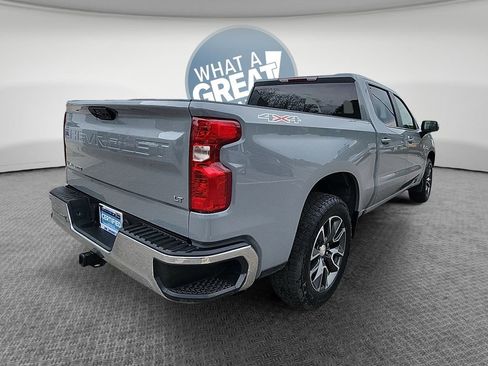 Used 2024 Chevrolet Silverado 1500 LT AWD/4WD image 3