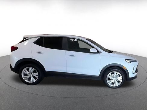 Used 2026 Buick Encore GX Preferred AWD/4WD image 16