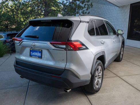 Used 2025 Toyota RAV4 XLE AWD/4WD image 6