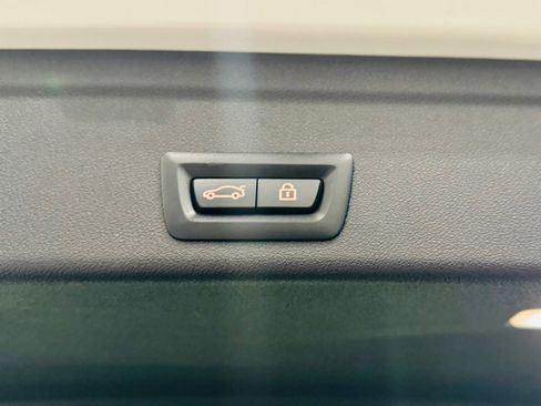 Used 2022 BMW X6 M Sports Activity Coupe w/ Competition Package image 9