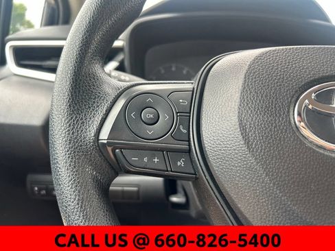 Used 2025 Toyota Corolla LE FWD image 11