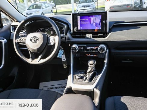 Used 2024 Toyota RAV4 LE AWD/4WD image 14