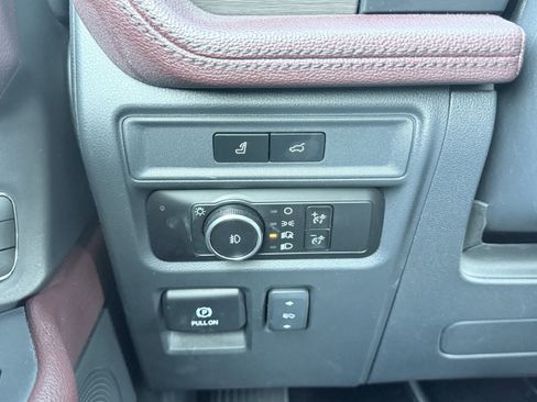 Used 2023 Ford Expedition Max Limited image 75