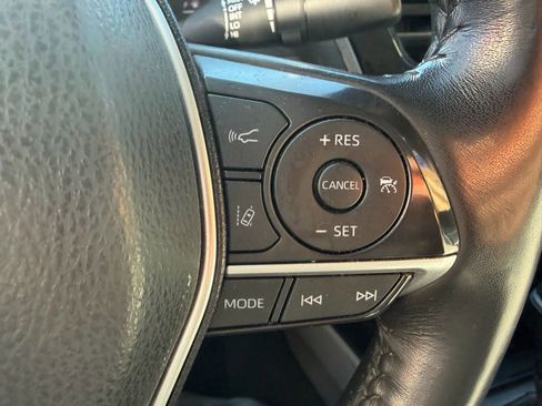 Used 2023 Toyota Camry XLE image 14