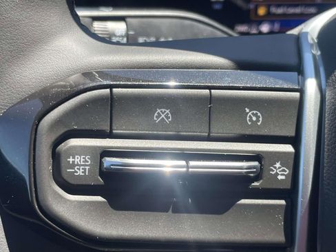 New 2026 Chevrolet Colorado ZR2 AWD/4WD image 17