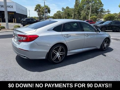 Used 2022 Honda Accord Touring image 6