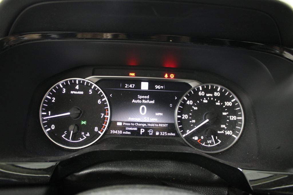 Used 2025 Nissan Pathfinder SL FWD image 27