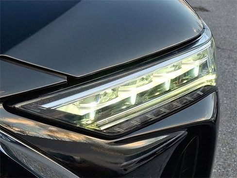 Used 2024 Acura MDX SH-AWD w/ Technology Package image 9