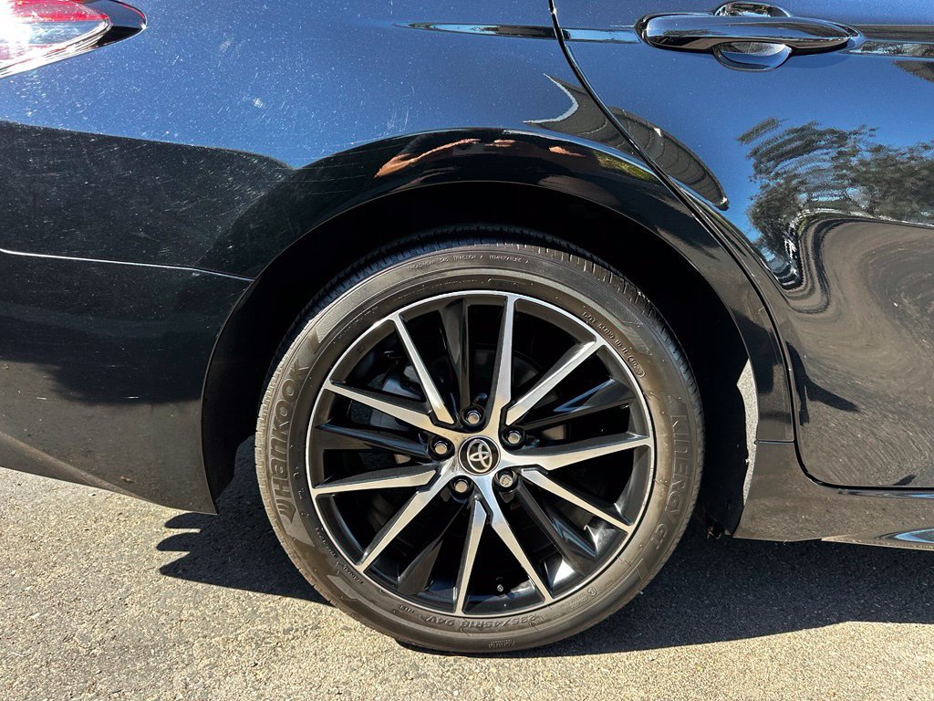 Used 2024 Toyota Camry SE FWD image 11